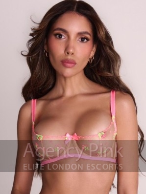 A photo of young London escort Daphne looking extra sexy Picture 1